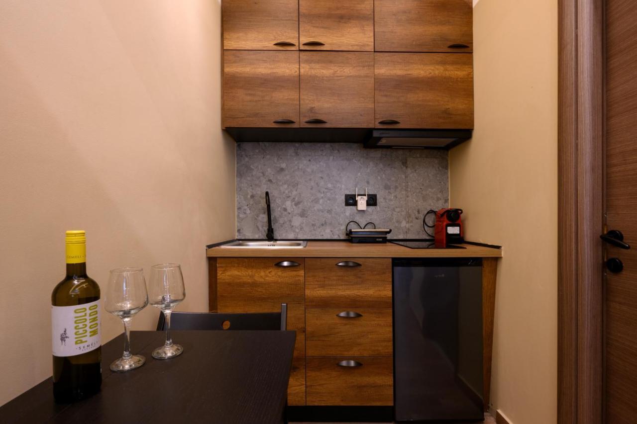 Seven Keys Luxury Suites Achílleion Eksteriør billede